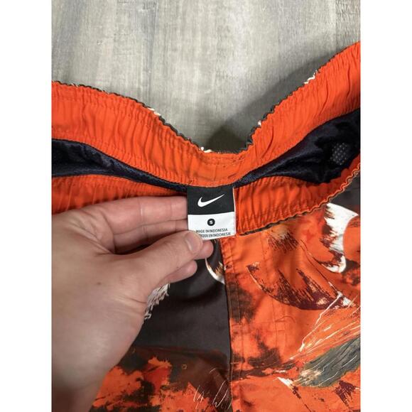 Nike Hawaiian Floral Beach Swim Trunks Liner Board Orange Men’s Small 5” Inseam - Picture 3 of 7